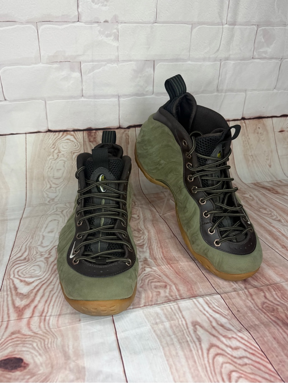Nike Air Foamposite One Premium Olive 2015 Men’s 7 Women’s 8.5 Gum Sole